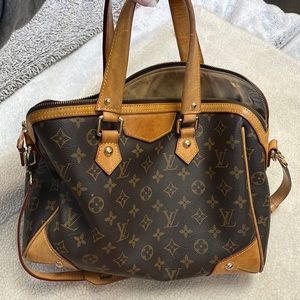 LV Louis Vuitton Handbag